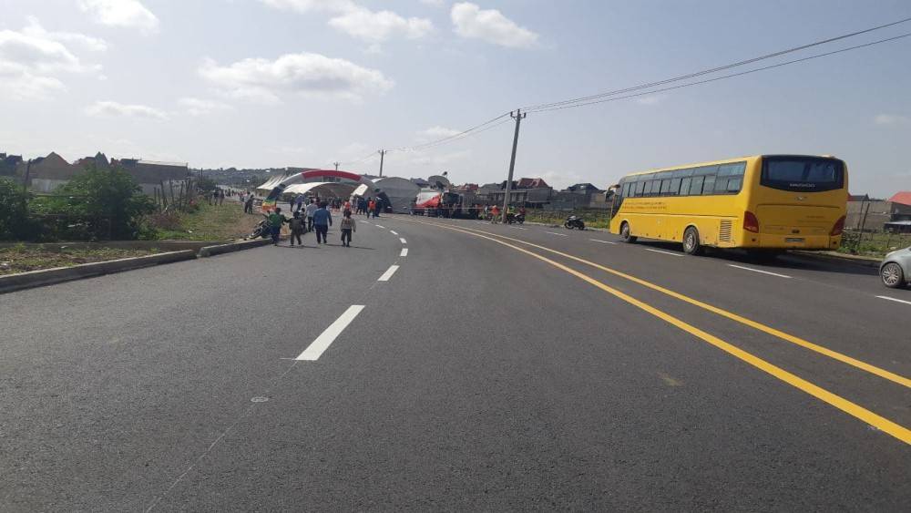 Pickock Railway and express Road